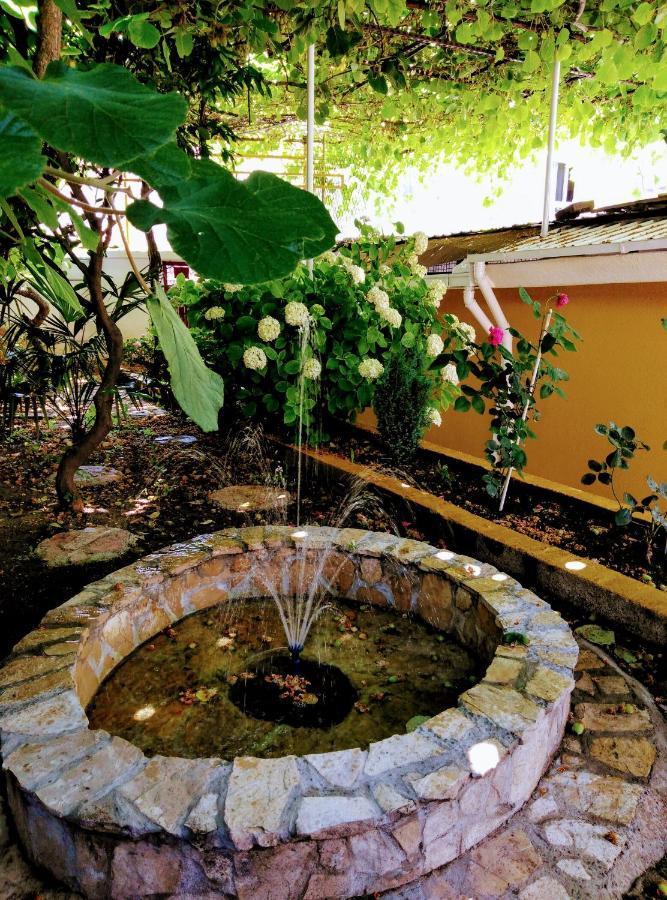 Apartment Exotic Garden Mostar Exterior photo